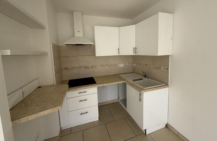 F2 IMMEUBLE LE PANORAMIQUE ST JOSEPH AJACCIO — photo 5