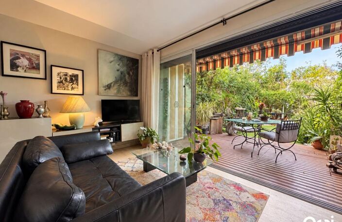 STUDIO ALCÔVE AVEC JARDIN PRIVATIF DE 53 M² — photo 4