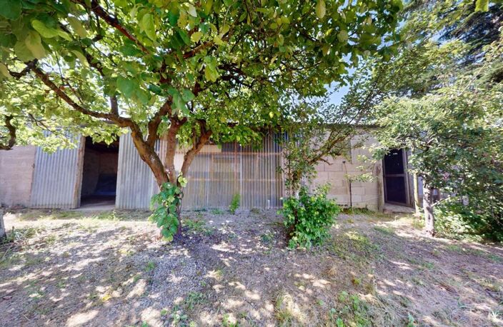 MAISON 2 CHAMBRES + GRAND TERRAIN + DEPENDANCES EN CAMPAGNE — photo 3