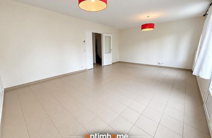 COMPIÈGNE – Maison 3 chambres avec jardin, terrasse et garage — photo 4