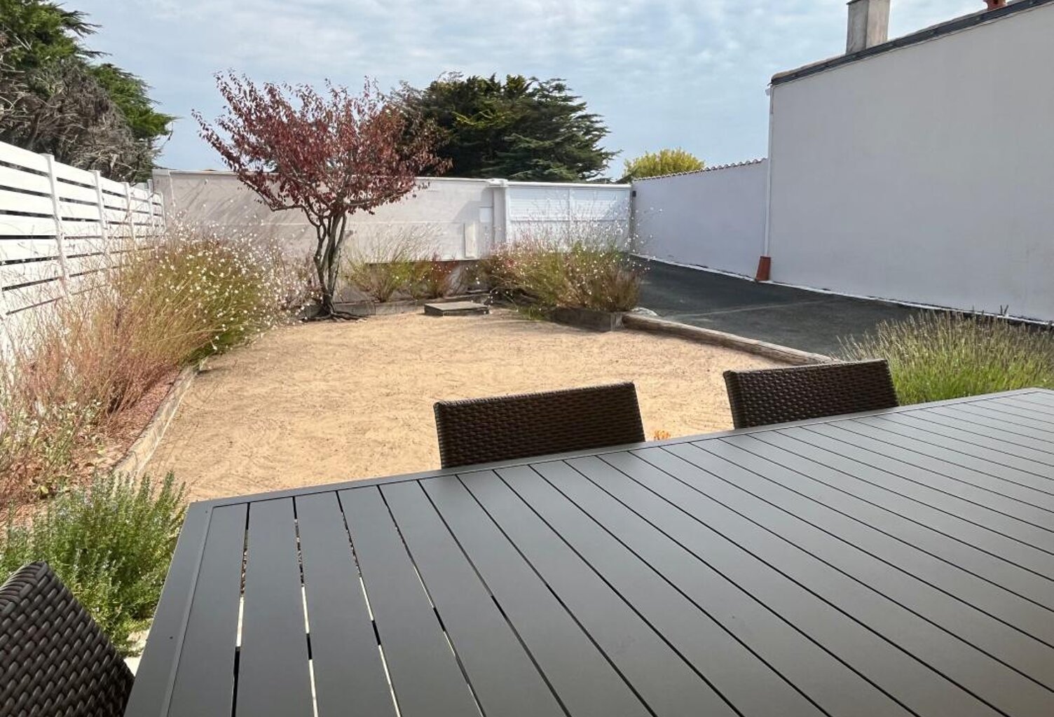 LA FAUTE SUR MER (85) PROCHE OCEAN VILLA PLAIN PIED AVEC 2 LOCATIFS SAISONNIERS INDEPENDANTS SUR 400M² — photo 1
