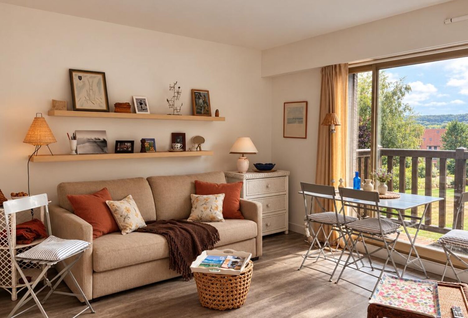 DEAUVILLE – STUDIO CABINE AVEC BALCON, PARKING ET CAVE — photo 1