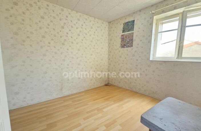 Exclusivité – Maison de ville 80 m² avec garage Indépendant avec terrain et accès à la Touvre : Idéal premier achat ou investissement à fort potentiel ! MAGNAC SUR TOUVRE (16) — photo 3