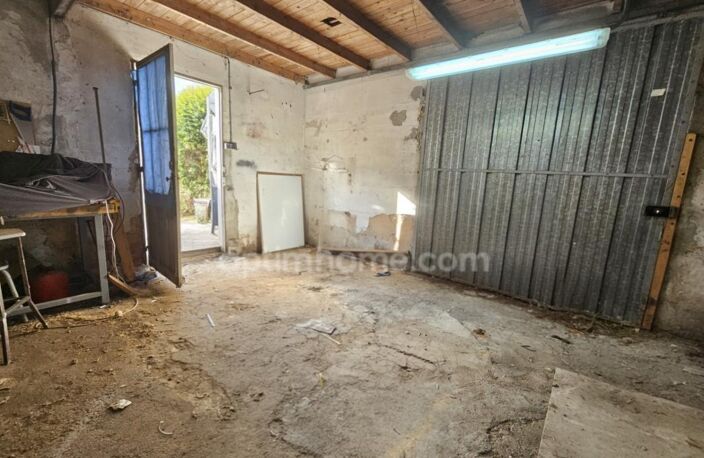 Exclusivité – Maison de ville 80 m² avec garage Indépendant avec terrain et accès à la Touvre : Idéal premier achat ou investissement à fort potentiel ! MAGNAC SUR TOUVRE (16) — photo 5