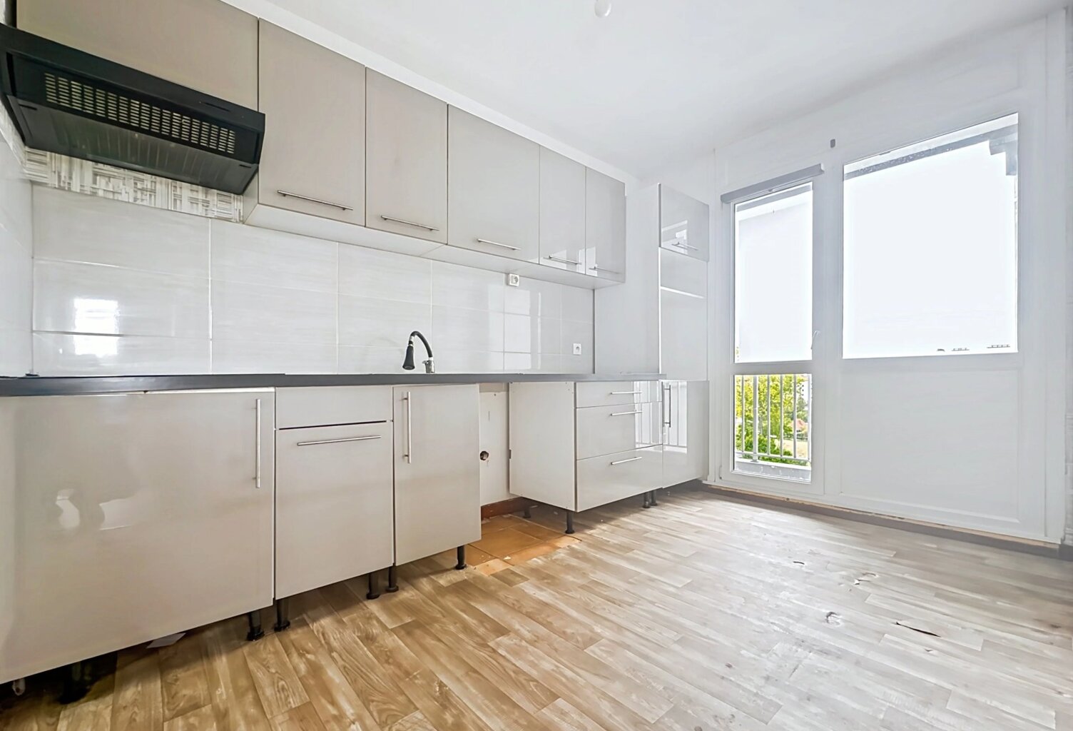 LINGOLSHEIM : Appartement de 3 pièces 67.71m² avec garage, balco — photo 1