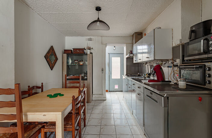 À VENDRE   Appartement de caractère à rénover à proximité de Bayonne ! — photo 2