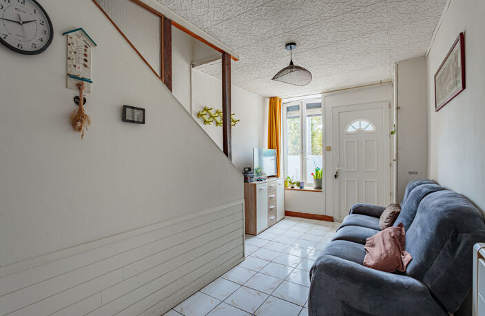 À VENDRE   Appartement de caractère à rénover à proximité de Bayonne ! — photo 3