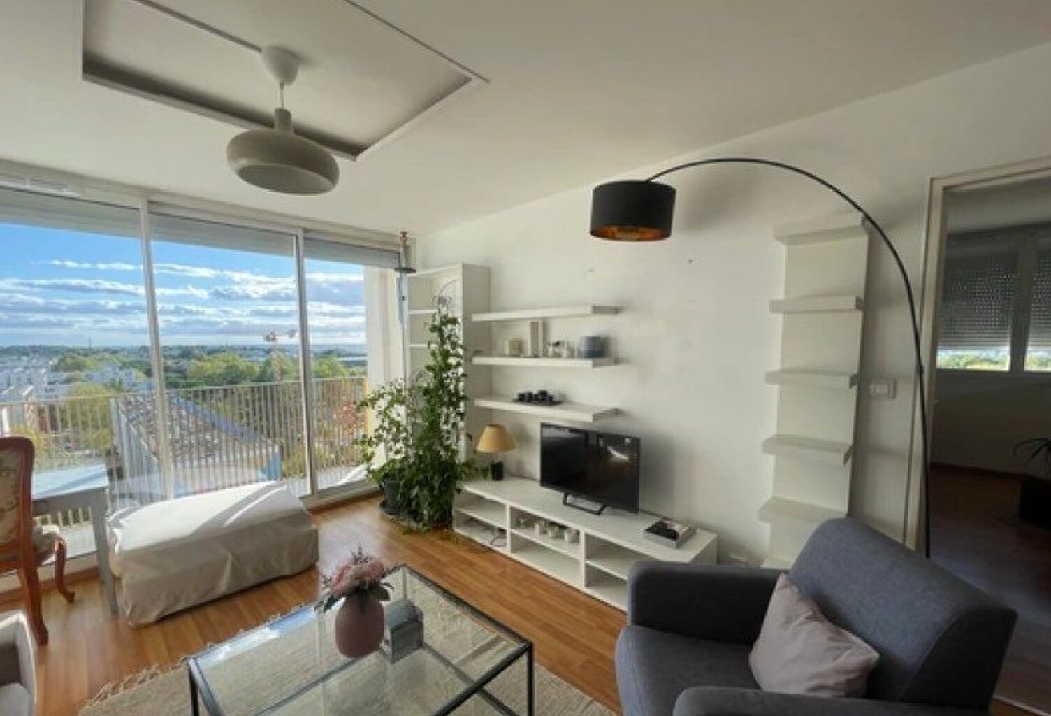 T2 — photo 1