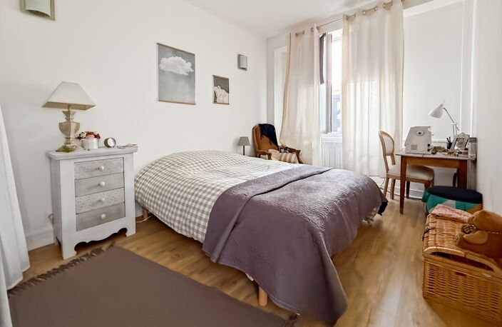 Dept de la Vienne (86) Immeuble à vendre CHATELLERAULT (86) — photo 5