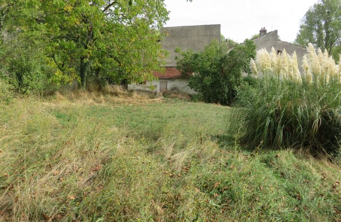 Terrain de 1150 m² à vendre  AMBERIEU EN BUGEY (01) (Quartier Vareille-Saint Germain) — photo 3