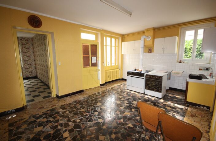 Maison à vendre 5 pièces AMBERIEU EN BUGEY (01) de 120 m² sur 2500 m² — photo 2