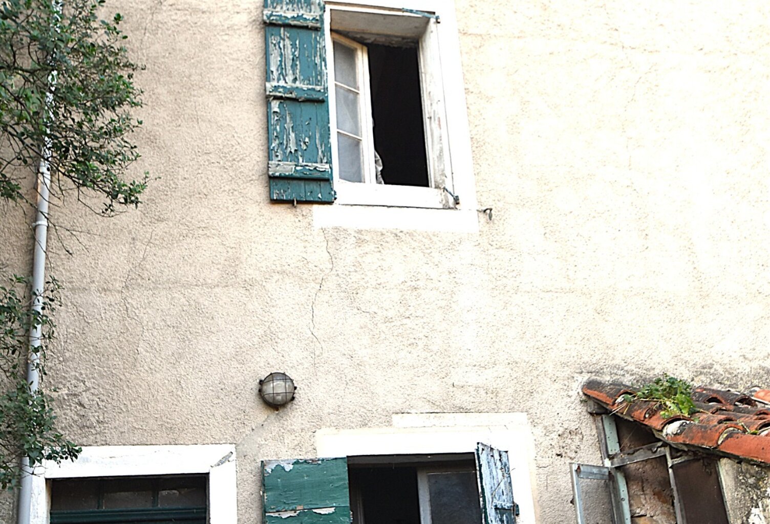 SOLLIES TOUCAS (83) - MAISON A REHABILITER ENTIEREMENT SUR TERRAIN EN RESTANQUES DE 1284M² — photo 1