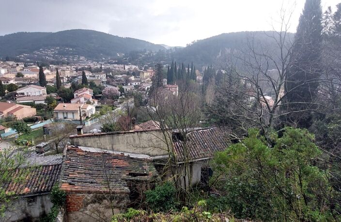 SOLLIES TOUCAS (83) - MAISON A REHABILITER ENTIEREMENT SUR TERRAIN EN RESTANQUES DE 1284M² — photo 4