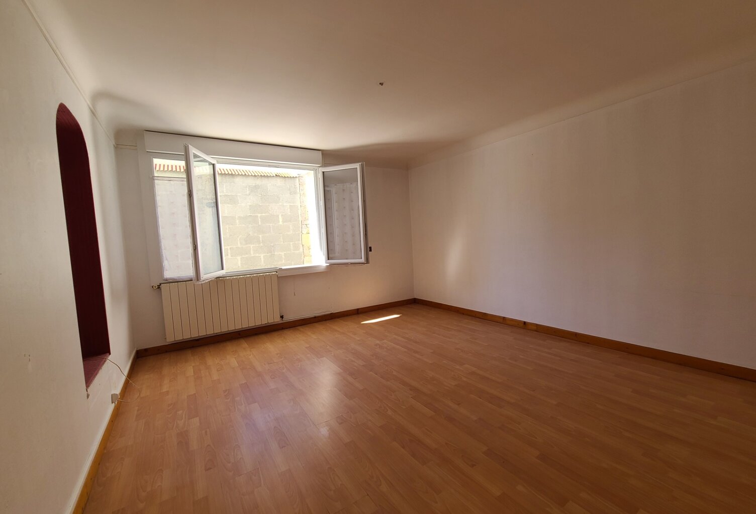 Néré, Maison à vendre 6 pièces 144m² 4 chambres grand garage(17) — photo 1