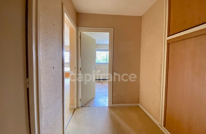 Appartement à vendre 3 pièces hyper centre FERNEY-VOLTAIRE (01) — photo 2