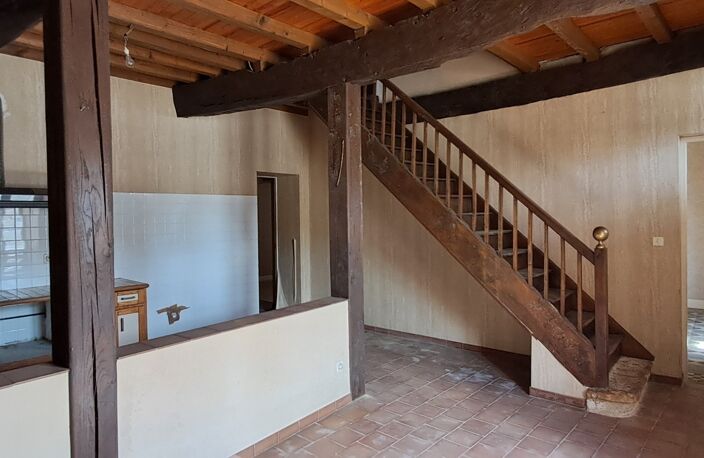 Maison à vendre 5 pièces SARAMON (32), garage, grange, balcon et terrasse — photo 3