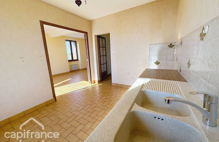 Maison 3 chambres à SAINT VARENT (79) — photo 2