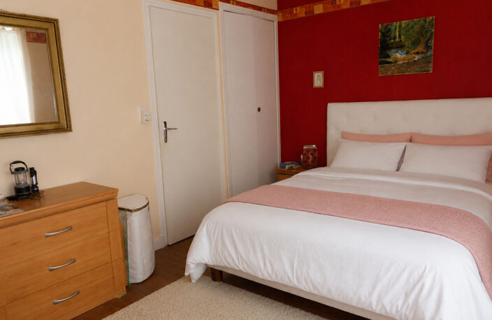 Maison à vendre 5 pièces MOSNAC (17) avec petit jardin — photo 3