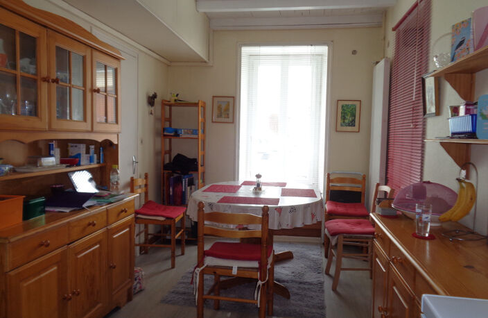Maison à vendre 5 pièces MOSNAC (17) avec petit jardin — photo 4