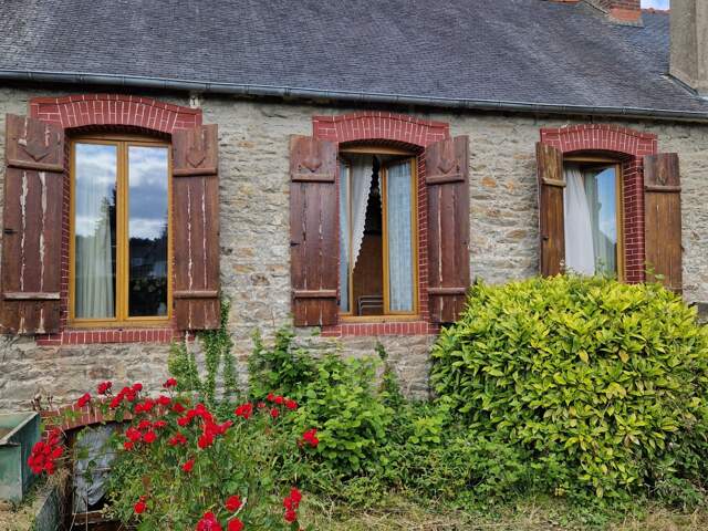 Maison de 56 m² avec potentiel et grand terrain à fort potentiel – Proche commodités et RN12 — photo du bien