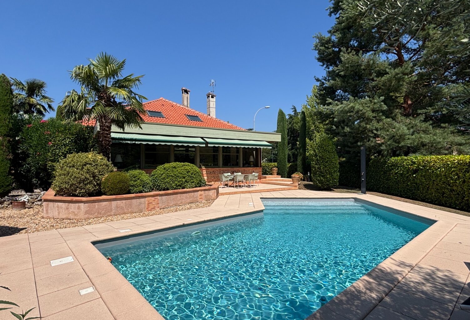 ALBI - BELLE PROPRIETE FAMILIALE AVEC PISCINE — photo 1