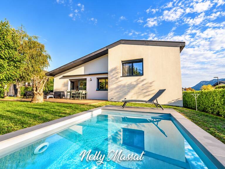 Maison à vendre 5 pièces LA MOTTE SERVOLEX (73) - Maison familiale rénovée avec piscine proche école — photo 1