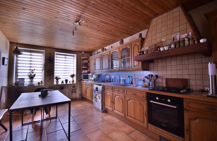 Plain-pied 140 m² – Grand garage 110 m² – Cour – Fort potentiel investissement — photo 4