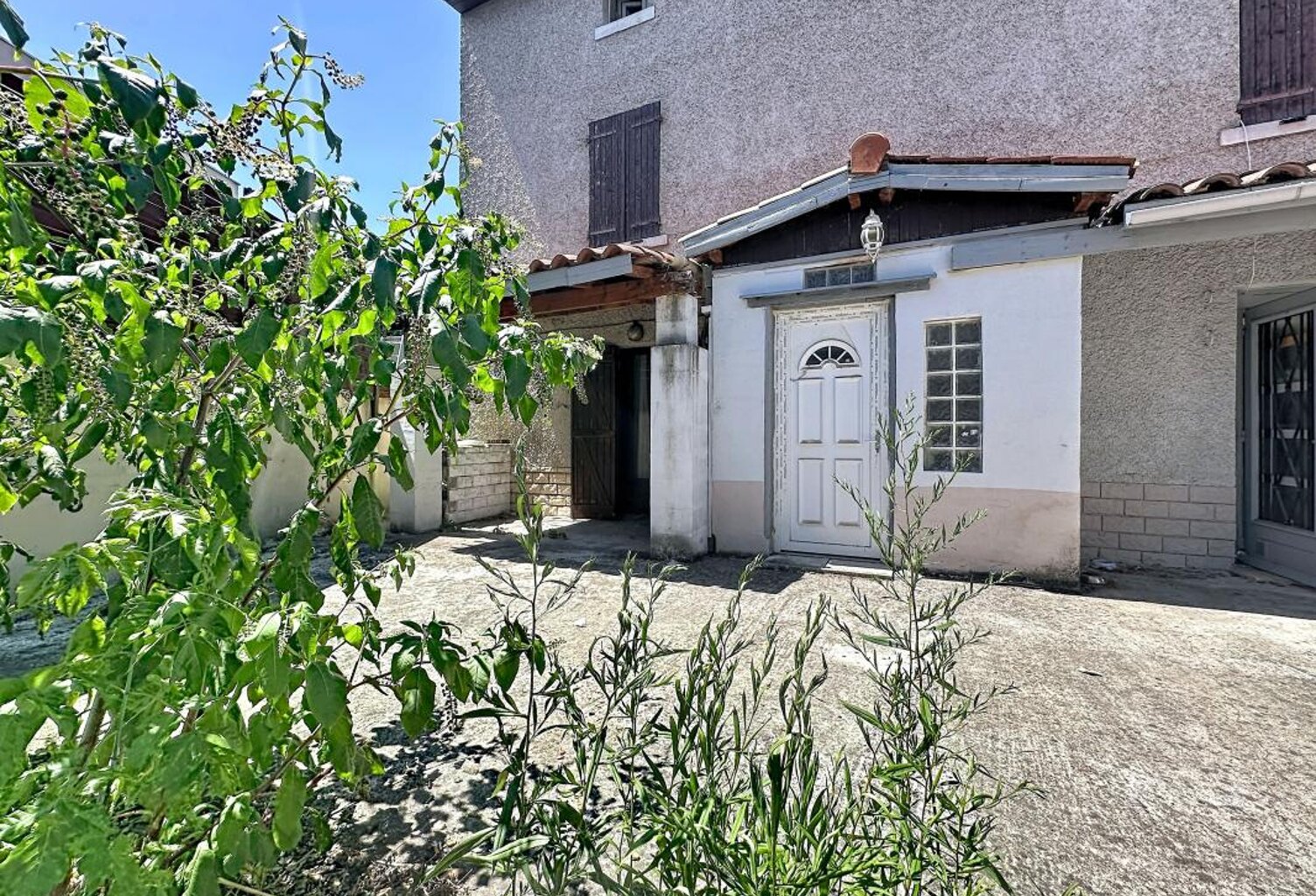 A vendre : plateau de 50m² à aménager à Villefranche sur Saône — photo 1