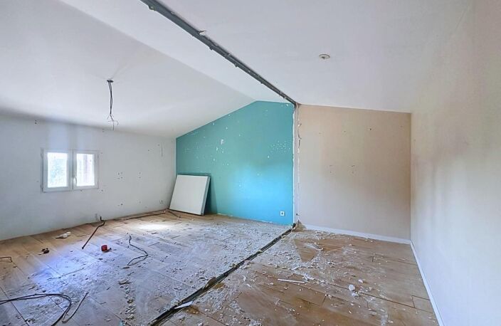 A vendre : plateau de 50m² à aménager à Villefranche sur Saône — photo 2