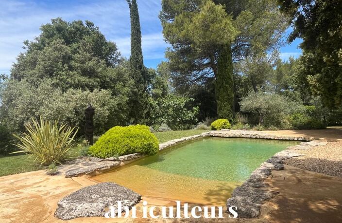 Villa d’architecte rénovée de 155 m² avec piscine naturelle, au pied du Luberon à Cheval-Blanc — photo 2