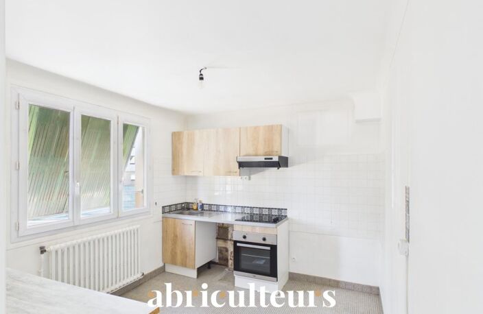 Maison familiale avec jardin privatif de 560 m² en vente à Meaux (77100) — photo 4