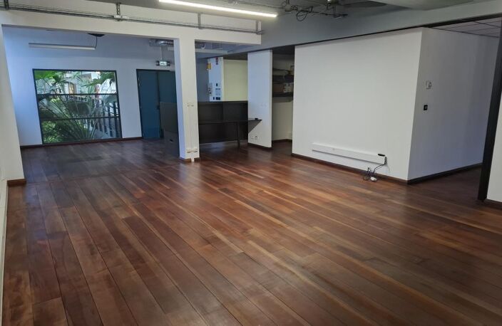Bureaux 204m² Quartier d'affaires Savannah — photo 2