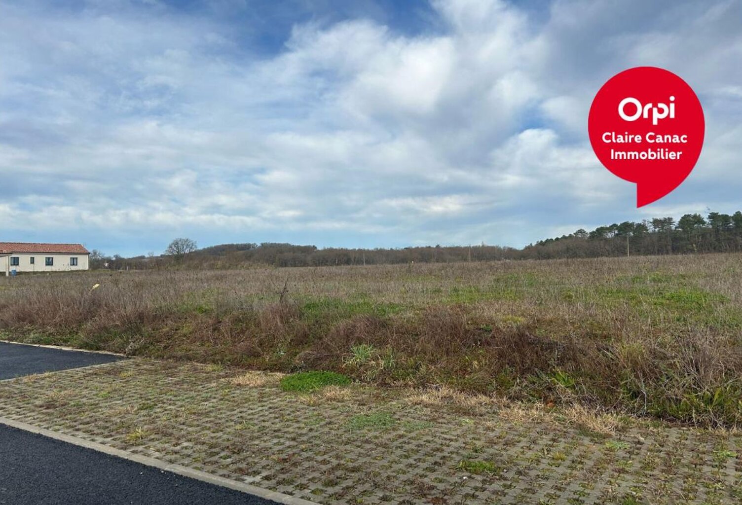 Terrain À Vendre à Briatexte 665 m2 — photo 1