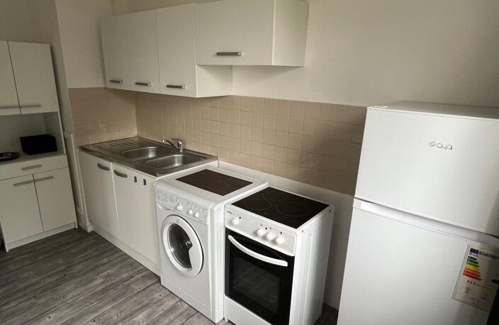 SAINT-OUEN L'AUMONE - Studio à louer meublé 28.02 m² — photo 3