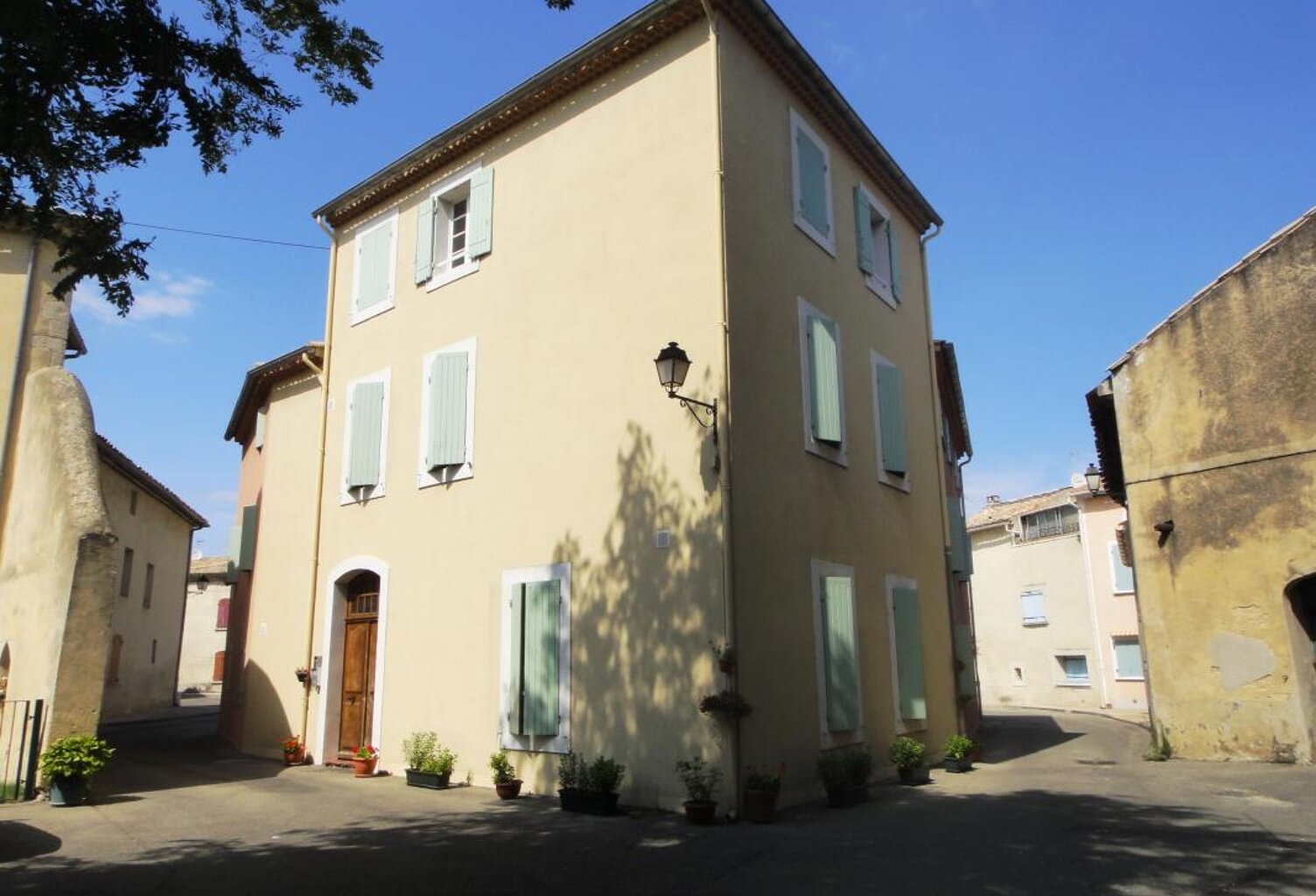Type 3 - LAPALUD - LE PORTALET — photo 1