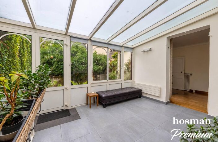 Maison 7/8 pièces à Courbevoie - Quartier Bécon Jardin de 70 m² - Rue Camille Saint-Saëns — photo 3
