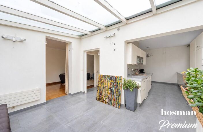 Maison 7/8 pièces à Courbevoie - Quartier Bécon Jardin de 70 m² - Rue Camille Saint-Saëns — photo 4