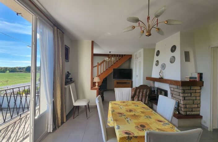 Pavillon familial 7 pièces de 122 m² – Beaux volumes, sous-sol total et jardin — photo 3