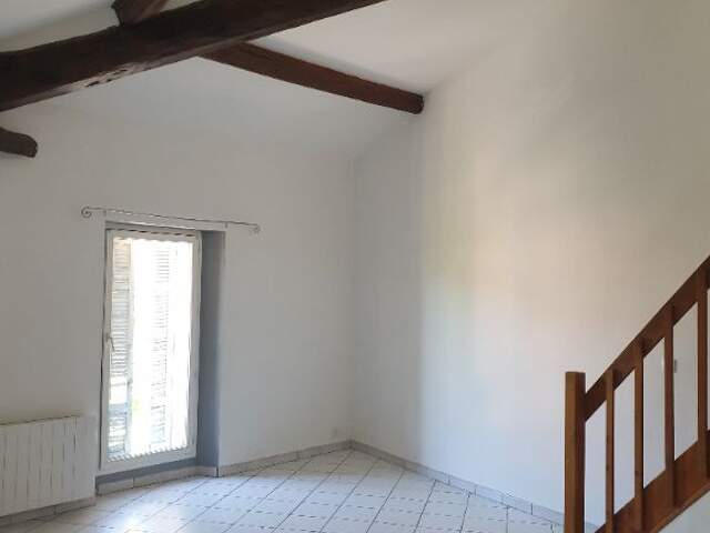 Appartement Oraison 2 pièce(s) 50 m2 — photo du bien