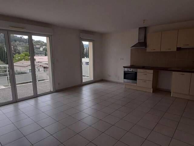 Appartement ORAISON 3 pièce(s) 64 m² — photo du bien