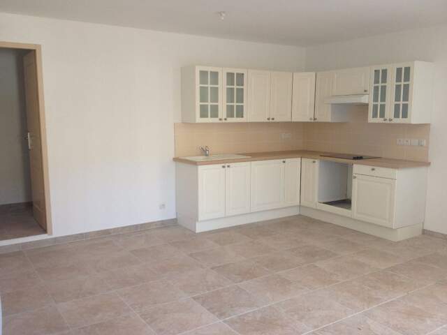 Appartement Oraison 3 pièce(s) 70 m2 — photo du bien