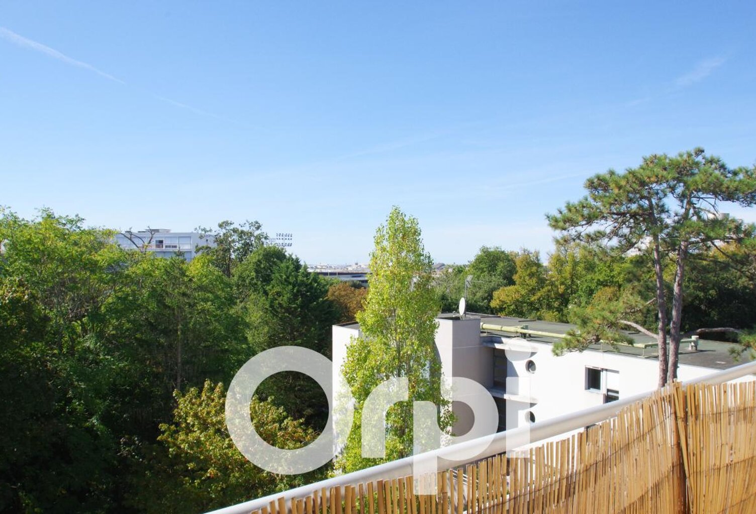 Appartement À Vendre — photo 1