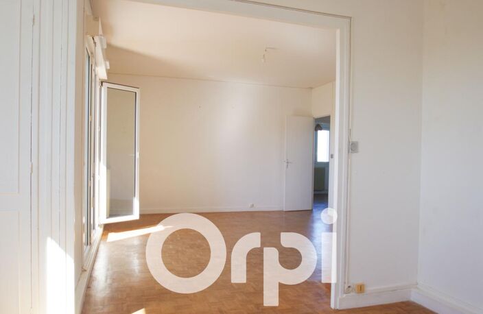 Appartement À Vendre — photo 2