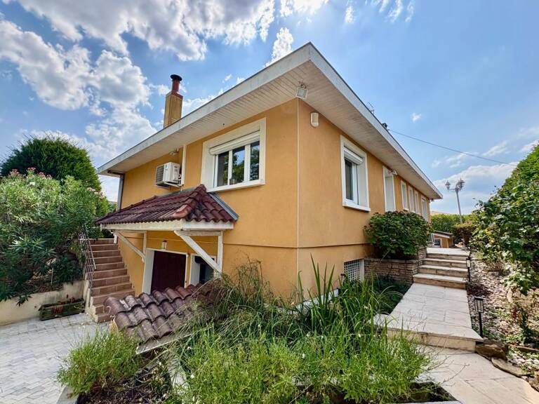 Maison À Vendre — photo 1