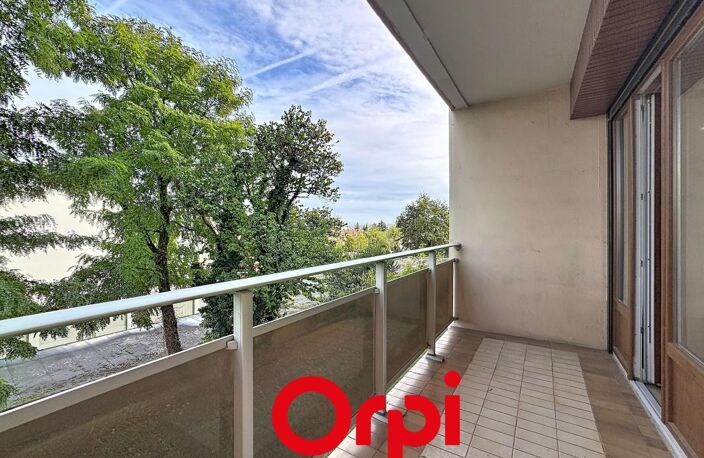 EXCLUSIVITÉ ORPI - Grand studio de 30 m² avec balcon et cave — Idéal étudiant / Faculté de Médecine — photo 4
