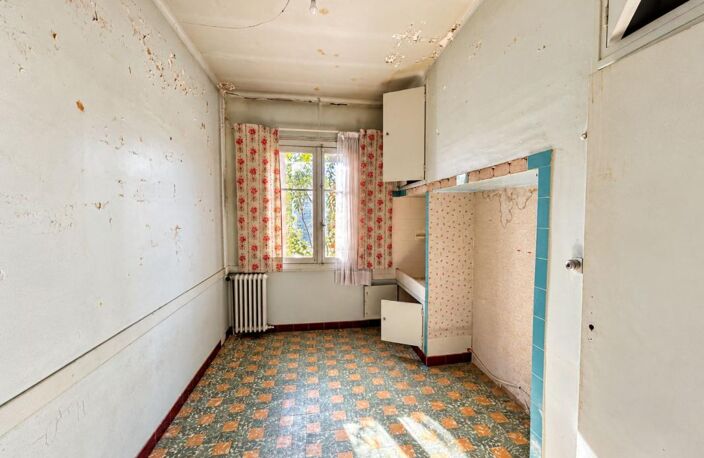 Appartement À Vendre - Un superbe projet de rénovation dans une maison réhabilitée - 2 places de parking — photo 5