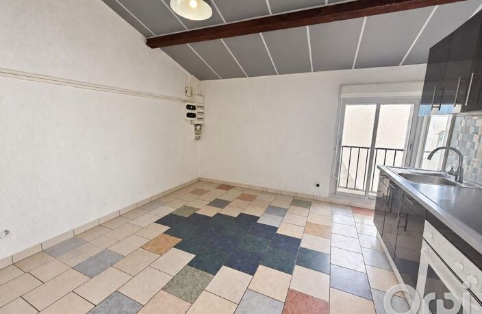 VIAS - Appartement À Louer — photo 5