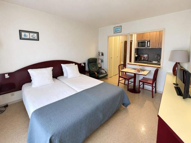 À vendre – Studio meublé au cœur du domaine thermal de Borda à Dax — photo du bien