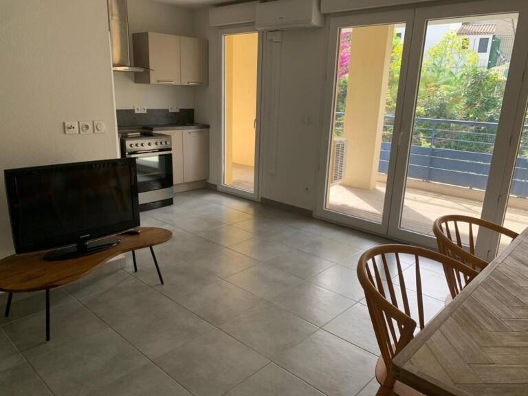 Appartement À Louer T2 MEUBLE — photo 1