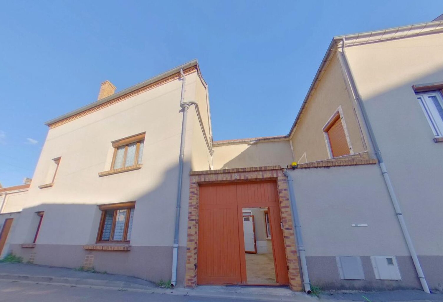 Maison À Vendre — photo 1